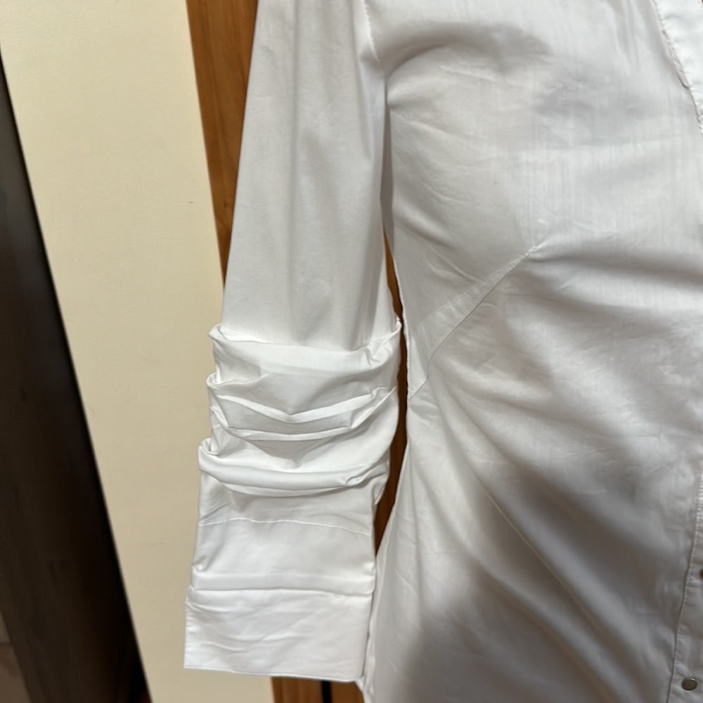 Bailey 44 White Fitted Button Down Blouse Xs Neve… - image 4